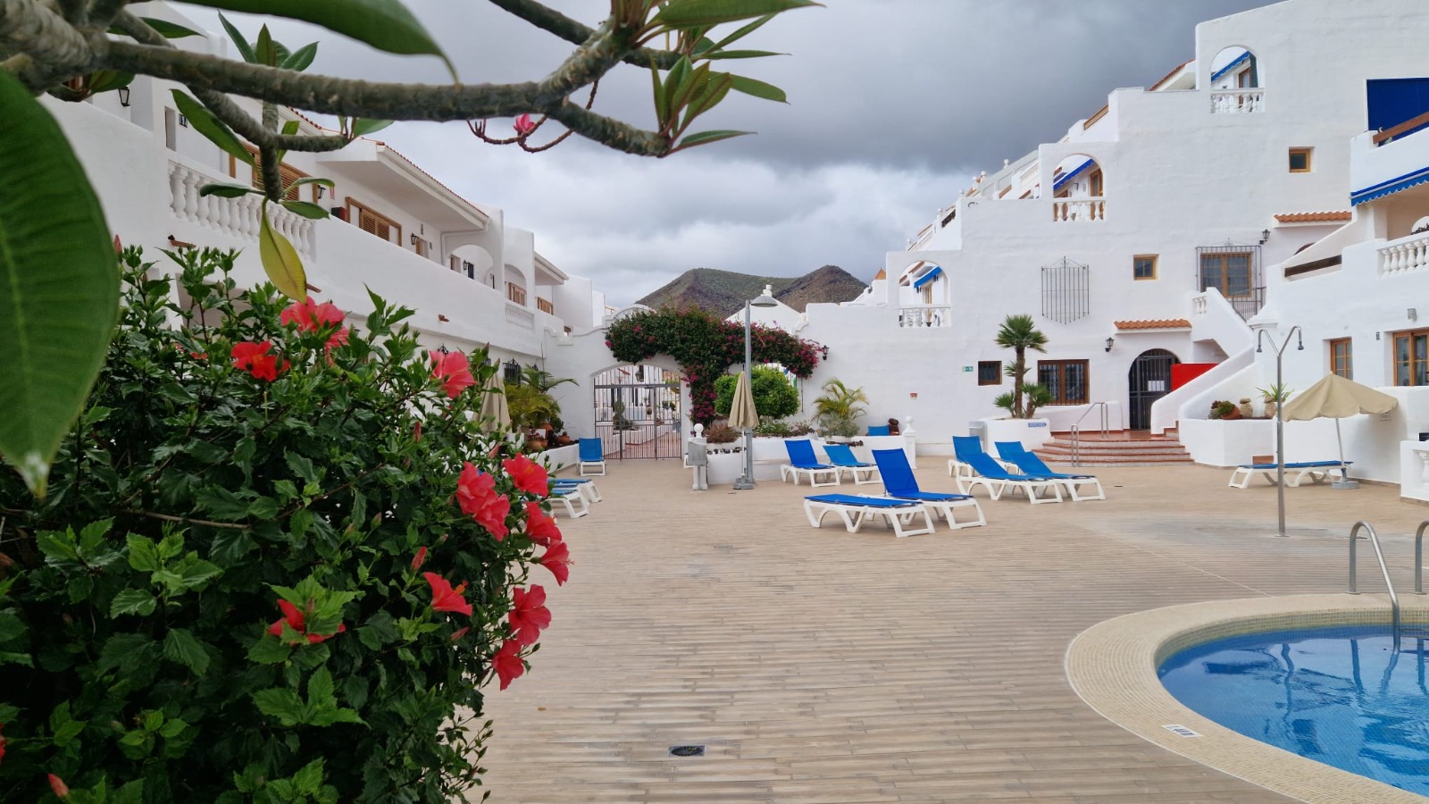 Port Royale Pool Courtyard